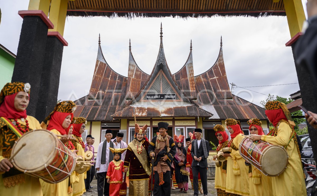 5 Kebudayaan Daerah Maninjau yang Memukau