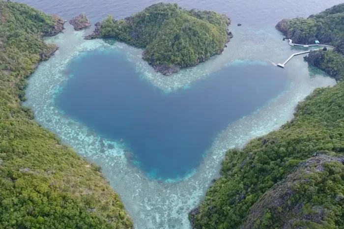 Panduan Wisata Keajaiban Alam Abepura: Danau Love dan Pegunungan Cyclops