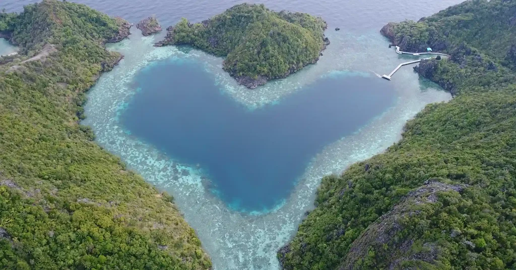 Panduan Wisata Keajaiban Alam Abepura: Danau Love dan Pegunungan Cyclops 