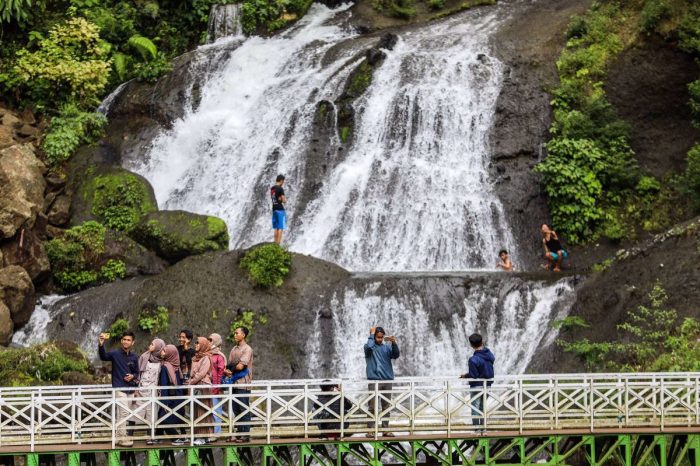 Jelajahi Wisata Alam Tersembunyi di Pekalongan: Dari Gunung Hingga Pantai