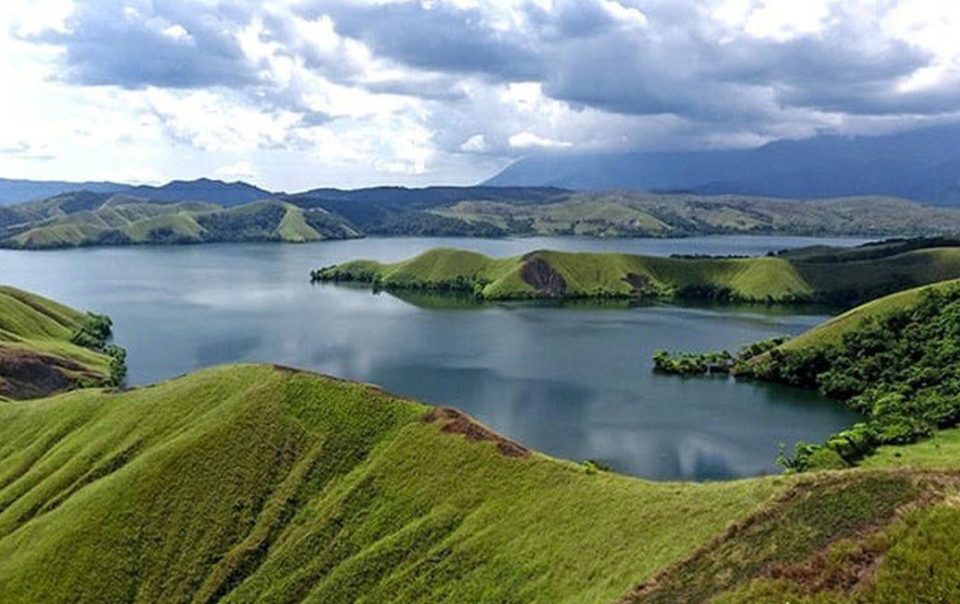 Waena, Gerbang Menuju Eksplorasi Papua: Dari Keindahan Danau Sentani Hingga Kuliner Autentik