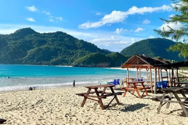 Hidden Vibes Aceh: Healing di Pantai Rahasia & Ngopi Estetik di Ujung Barat Indonesia
