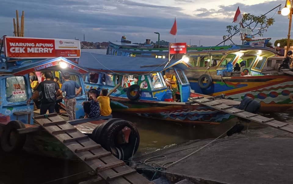 Kuliner Sungai Musi: Menggali Cita Rasa Palembang dari Dapur Perahu Sampan