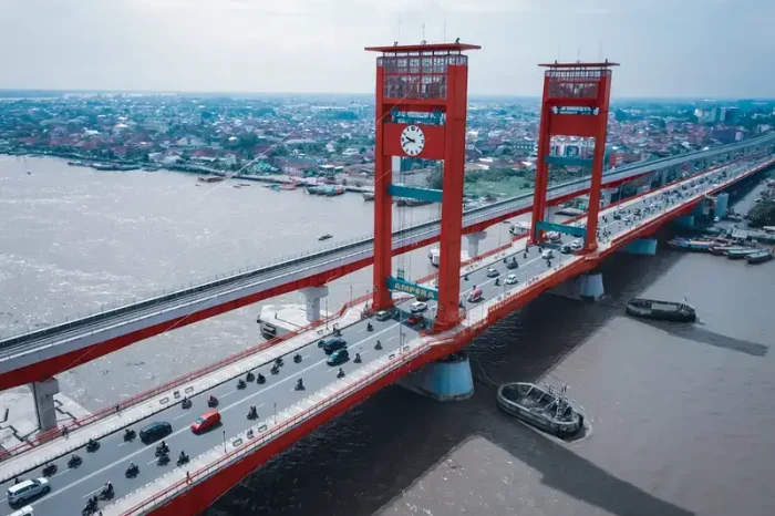 Liburan Ceria di Palembang: Menyusuri Sungai Musi dan Menikmati Pempek Asli