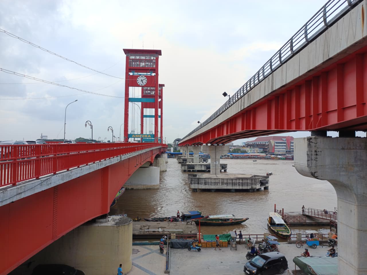 Menjelajah Palembang Bersama Keluarga: Dari Jembatan Ampera hingga Petualangan di Sungai Musi