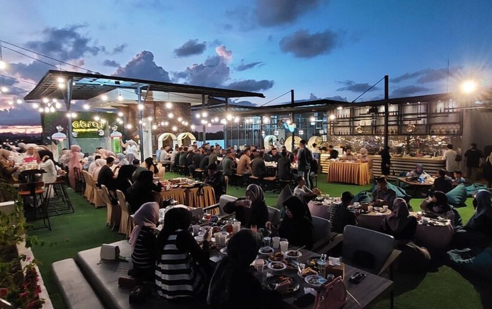 Aceh Setelah Subuh: Menyusuri Kota yang Hidup dari Azan Pertama