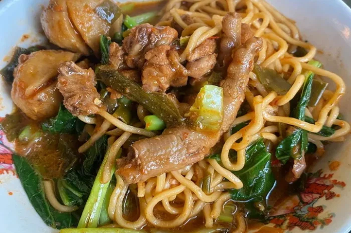 Kuliner Pekalongan untuk Pecinta Makanan Gurih dan Pedas