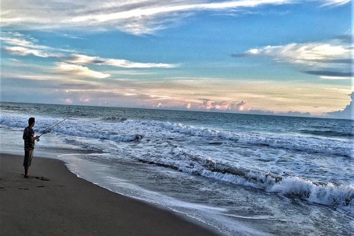 Pantai Suak Ribee: 7 Pesona Sunset di Meulaboh yang Wajib Dinikmati